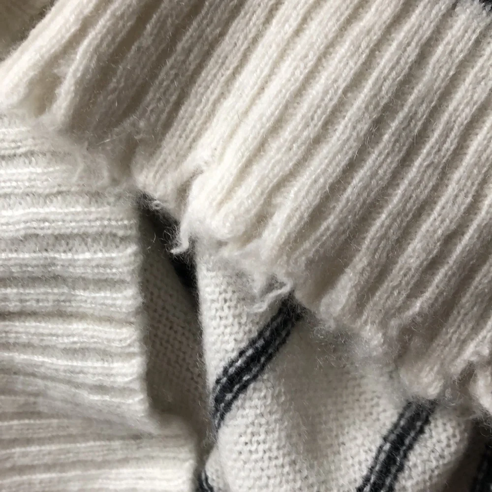 Lilla|P gray and white striped cashmere sweater size XS